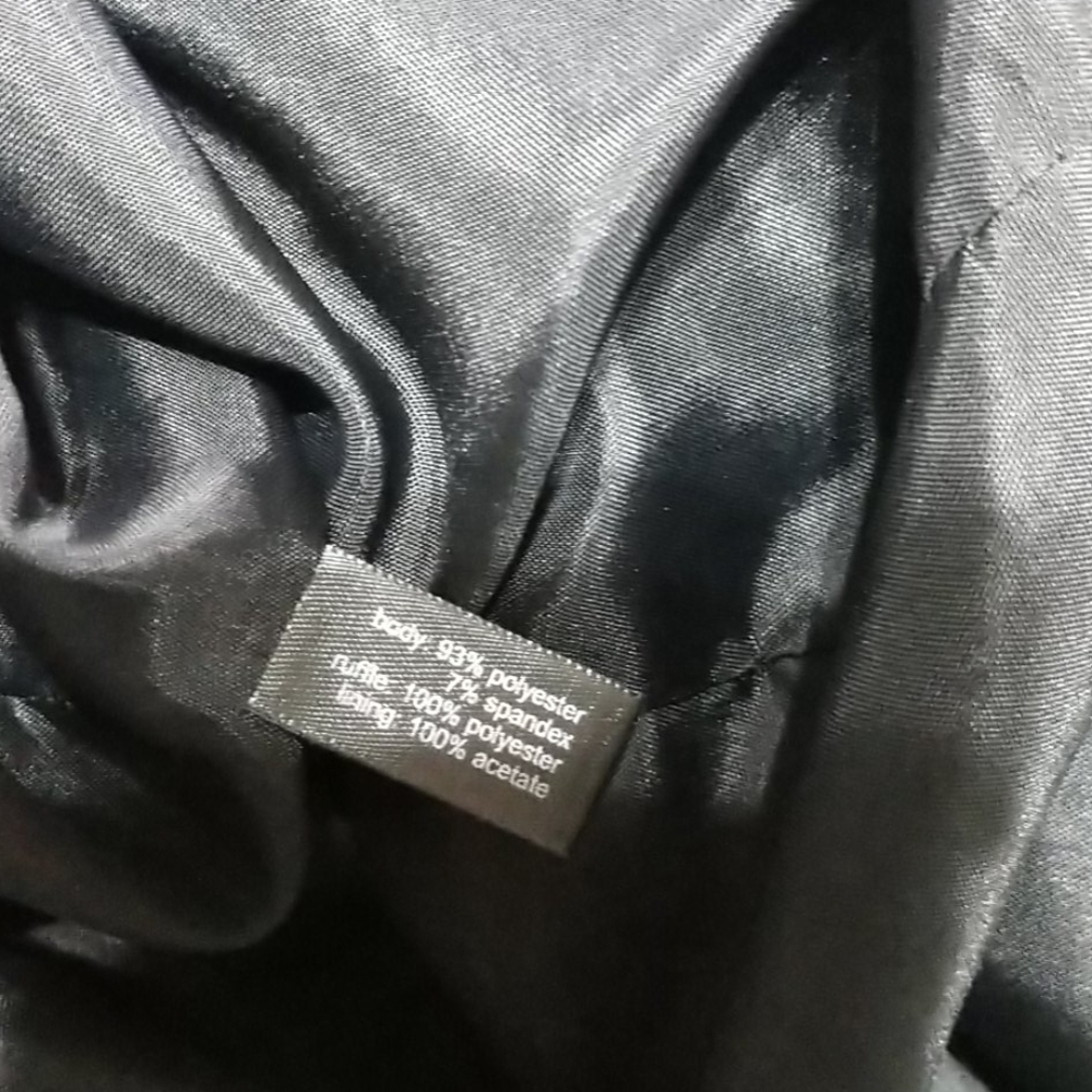 Dress - Picture 4 of 5